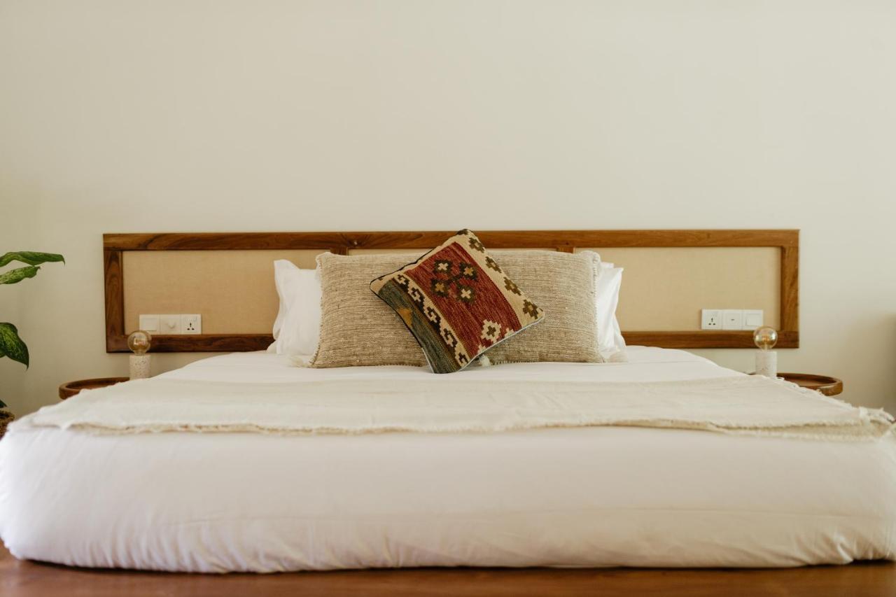 The Nook Resort Dondra Экстерьер фото